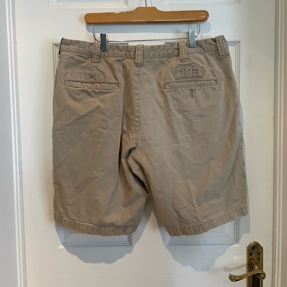 Men’s shorts - Picture 2 of 6